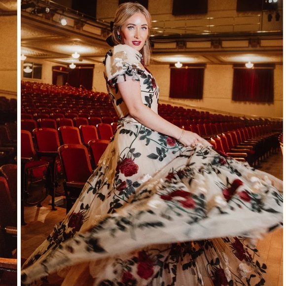 Amora Dress by Ivy City Co - Picture 10 of 17